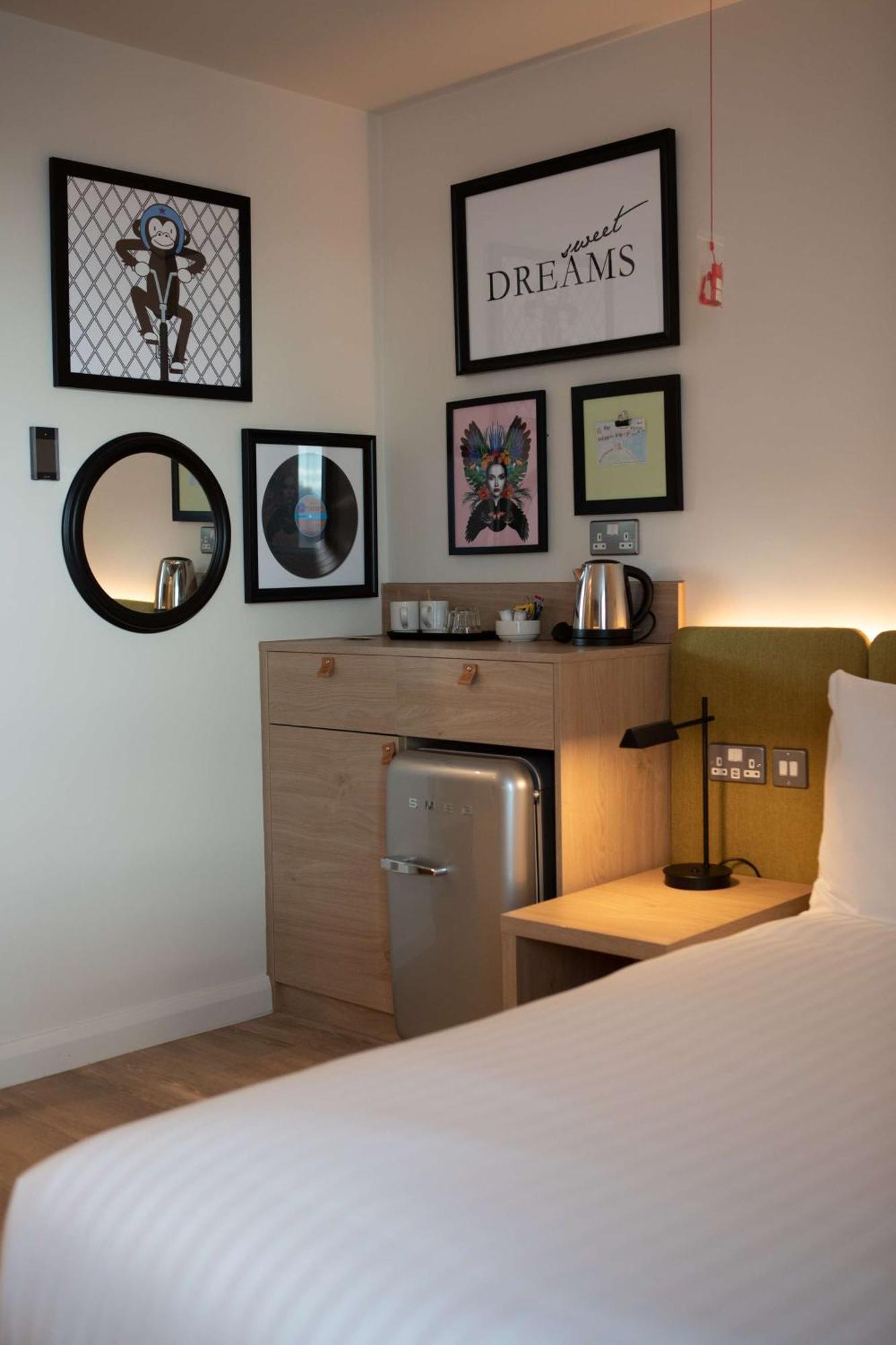 Hampton By Hilton York Piccadilly Hotel ภายนอก รูปภาพ