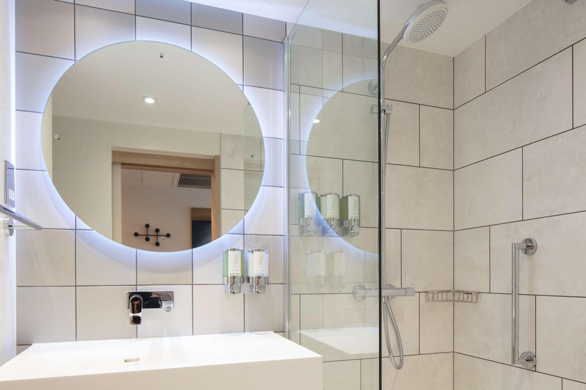 Hampton By Hilton York Piccadilly Hotel ภายนอก รูปภาพ
