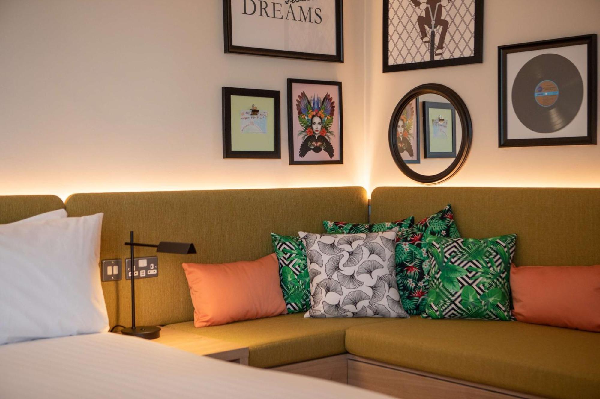 Hampton By Hilton York Piccadilly Hotel ภายนอก รูปภาพ